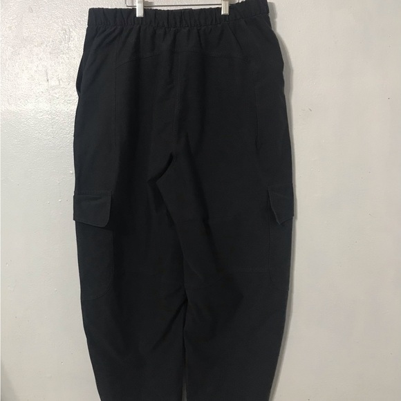 Lululemon pants size 32 - Picture 8 of 16